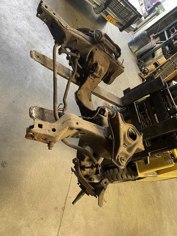 8A2B0D22-ED9D-47DB-BB60-36D927D9C5CD