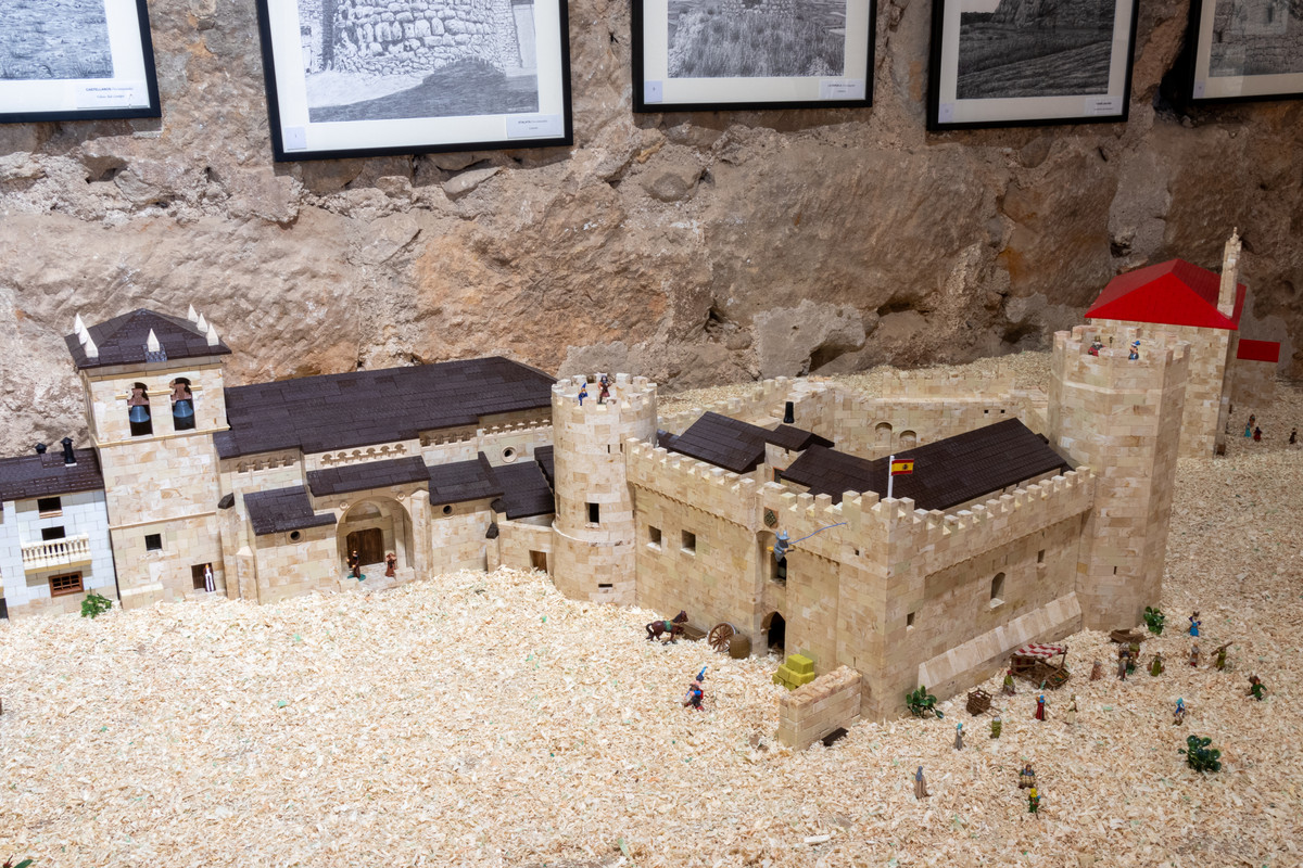 MonteagudoVicarias-Iglesia Castillo_4394