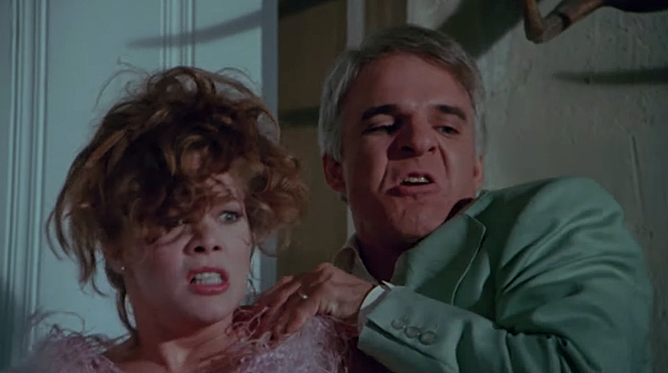 KATHLEEN-TURNER-MAN-WITH-TWO-BRAINS-9-FOTOR.png