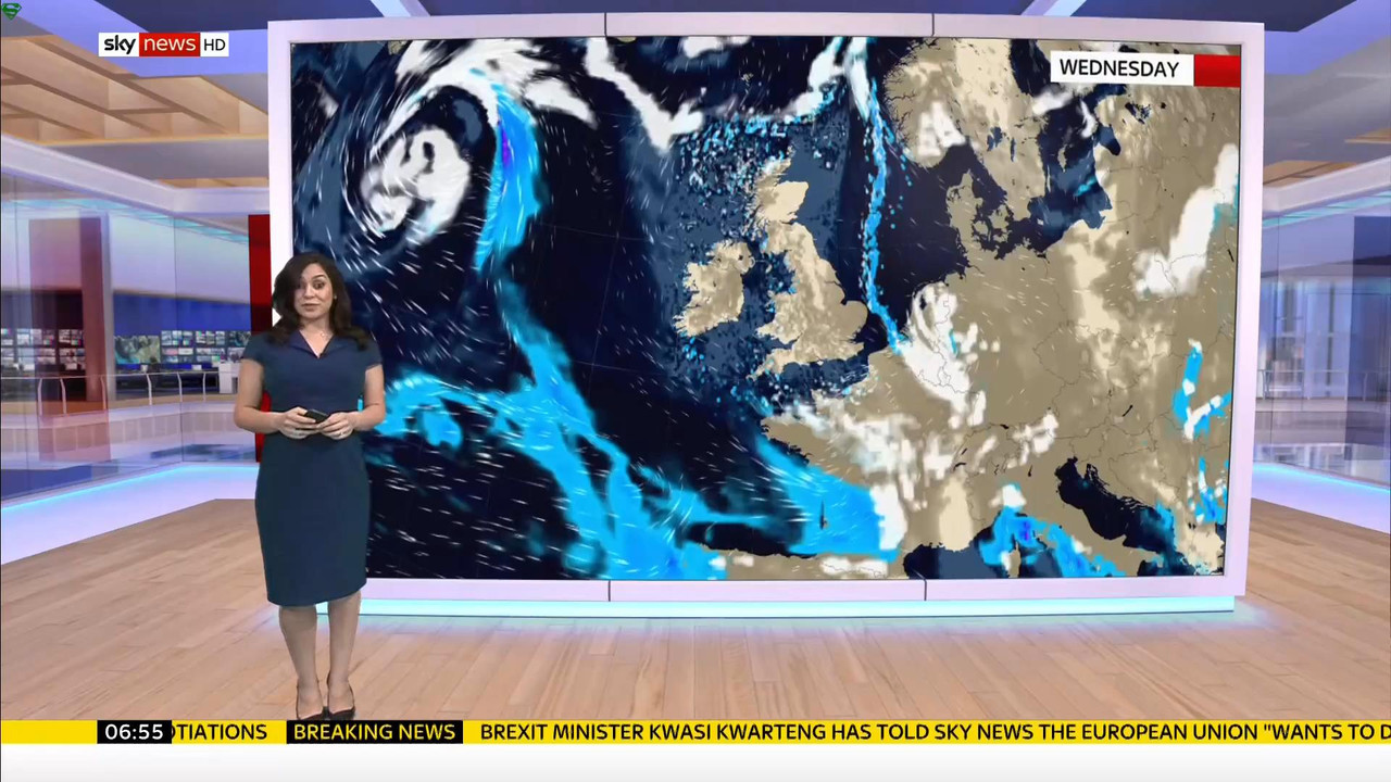 30 January - 06.00.00 - Sunrise. Sarah-Jane Mee with an engaging