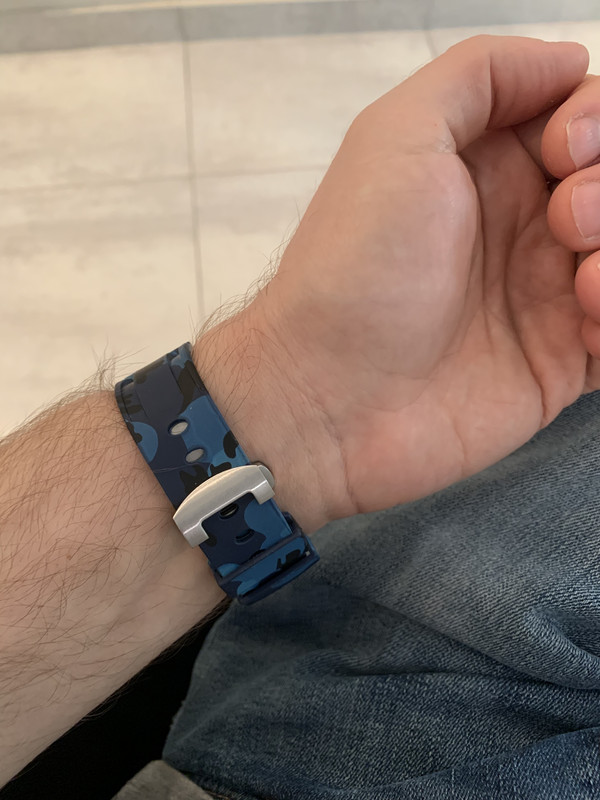 E4E0D721-0A80-4853-B4E5-1B843C75FA76