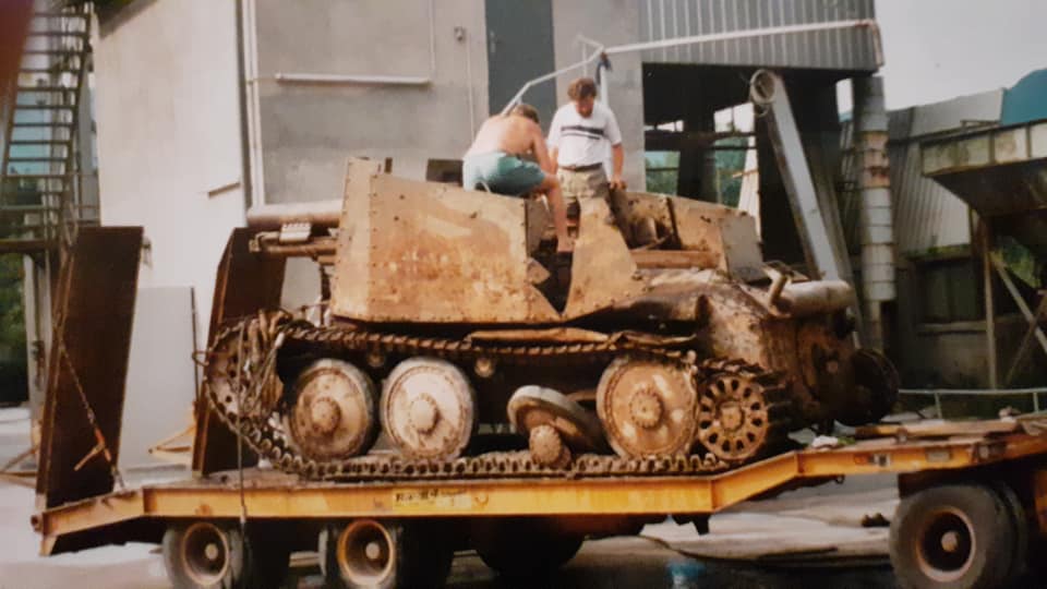 Geschützwagen 38 Ausf.H für sIG 33/1 Grille - 1/2014 Sd-Kfz-13-Sturmpanzer-38-t-Version-H-Grille-trouv-e-dans-un-lac-autrichien-en-1999