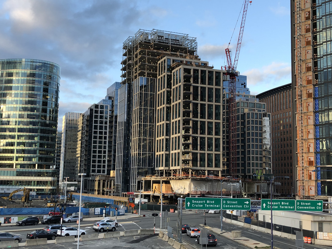 EF580C9B-365D-4F4E-AE4F-D98A8879243A