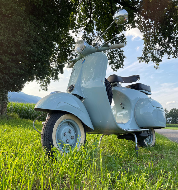 1F8F8DF1-B6B7-40DE-AC2B-18E3D5F0B79C