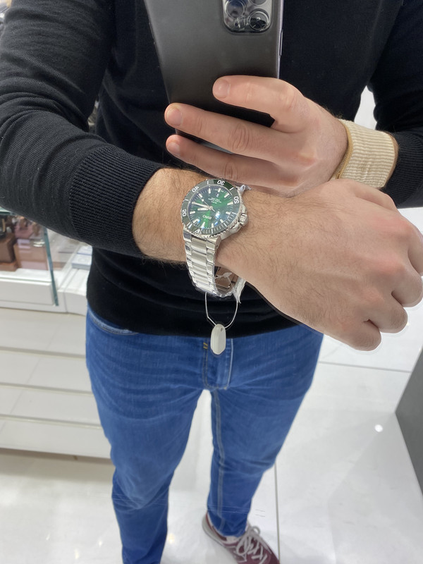 BECEAC82-081D-4214-AEAF-B0ED8A5BC08B