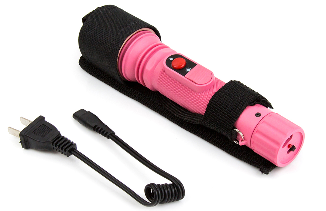 police-stun-gun-flashlight-taser-vipertek-305-pink