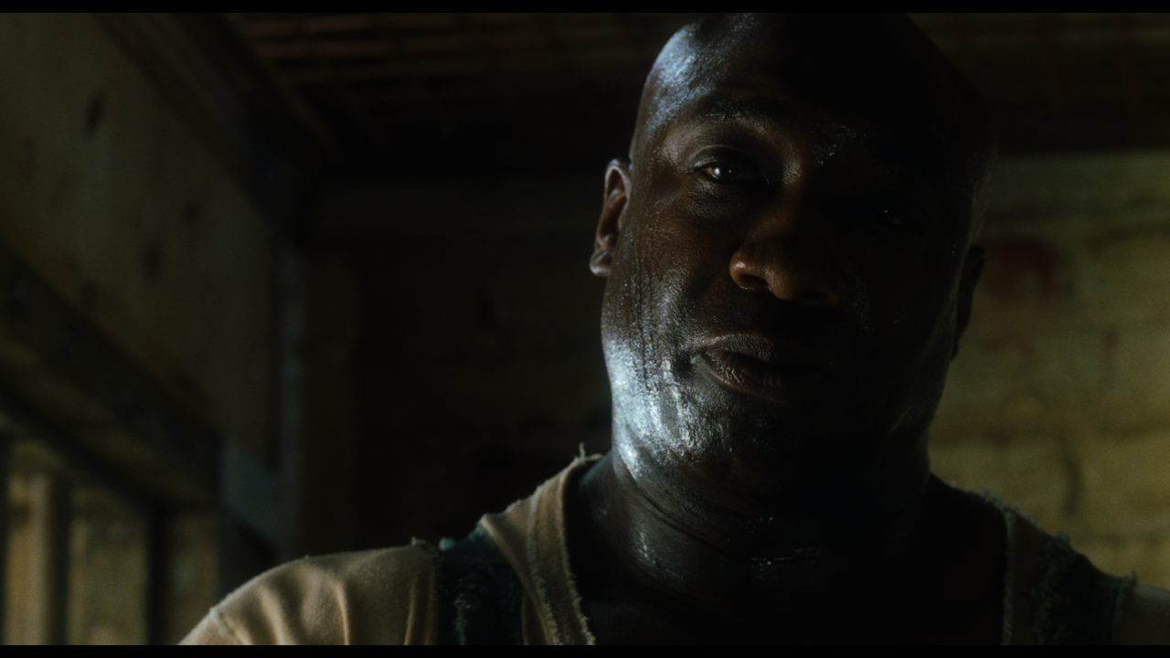 The.Green.Mile.1999.2160p.UHD.BDRemux.TrueHD.Atmos.HDR.DoVi.Hybrid.P8.by.DVT.mkv_snapshot_00.17.35_[