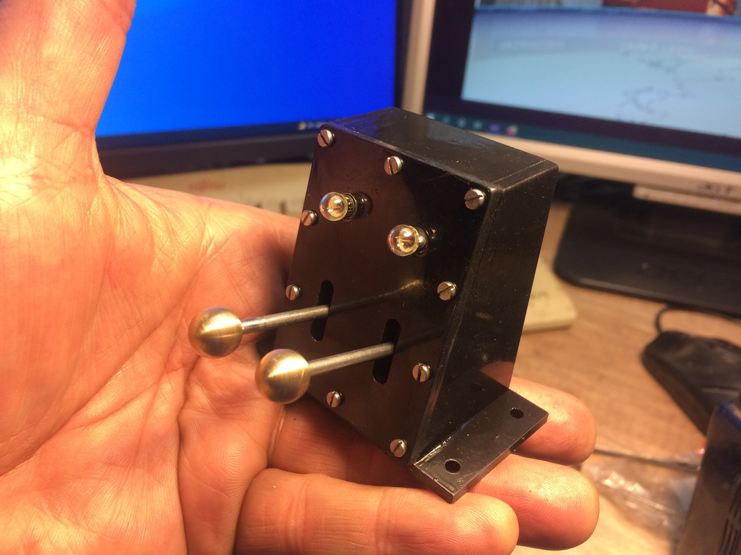 31DDC5AC-F960-4558-A8C3-CD69D90EFE95