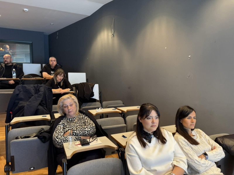 3811c602 ecc8 40ff b94a c0cfe2dc300f