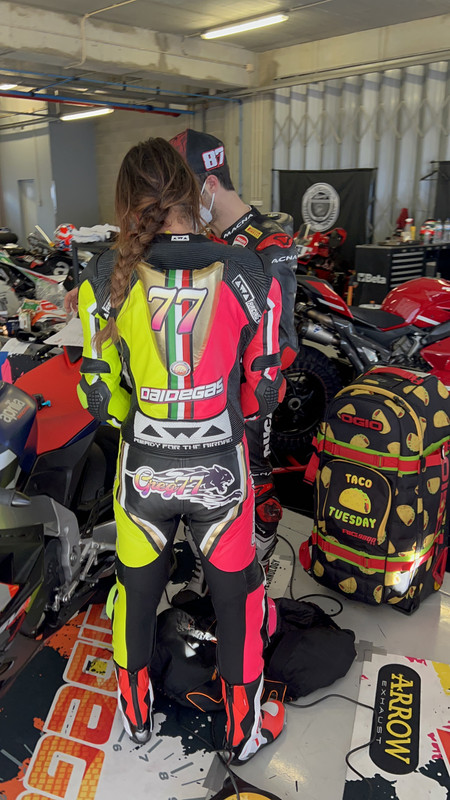 DABA33DC-A4DC-4150-BB8D-ED2B716C4F5F