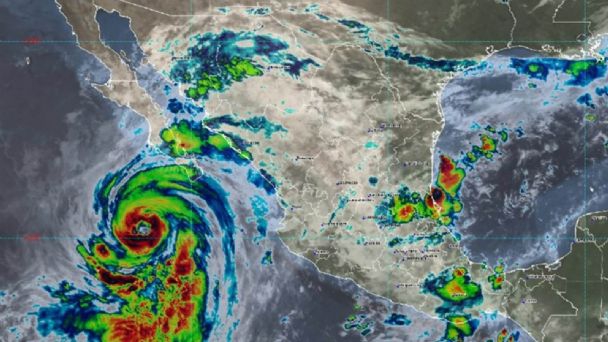 Conagua: Huracán 'Kay' se intensifica a categoría 2; prevén lluvias fuertes en estos estados