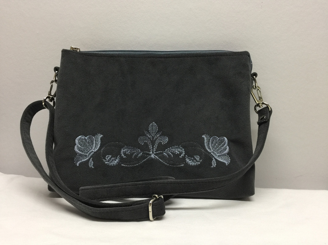 A96F48B2-5660-4DF6-8114-AFBAD33BE953