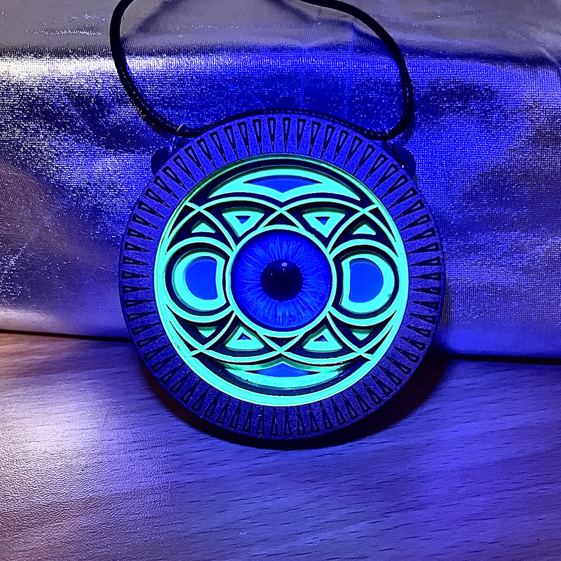 Medallion 4