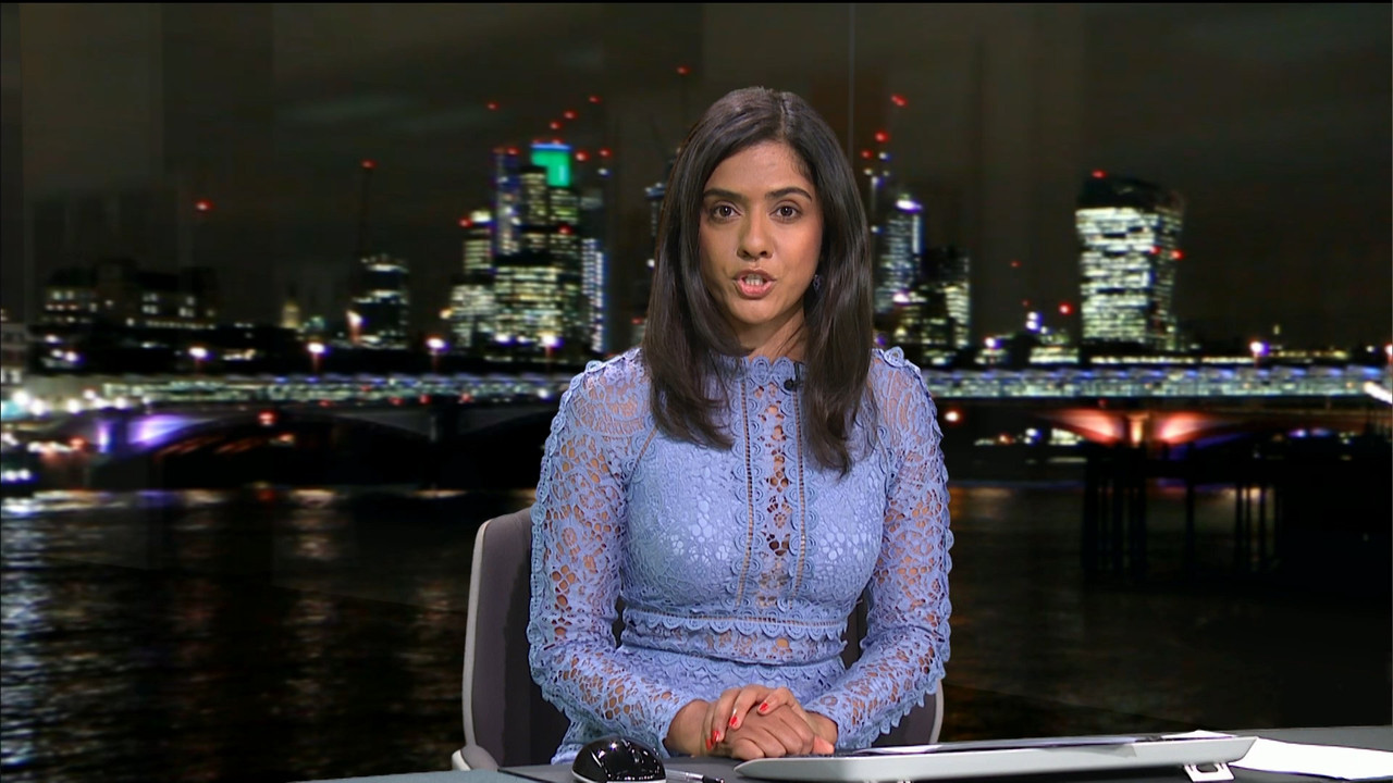 ITV News London_20211115_18001830.ts_snapshot_07.28.363