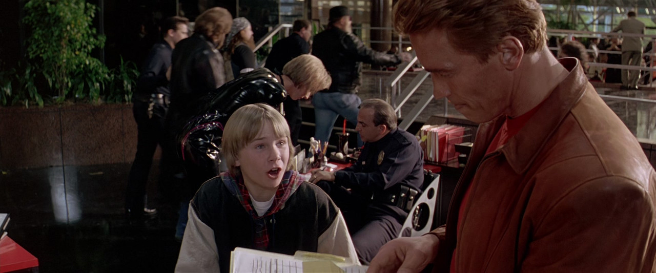 Last Action Hero (1993) (1080p BluRay x265 FreetheFish)-5