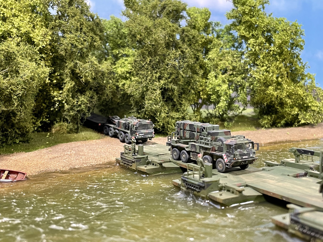 EEAEC868-753F-49EB-8A6A-C3868943890A