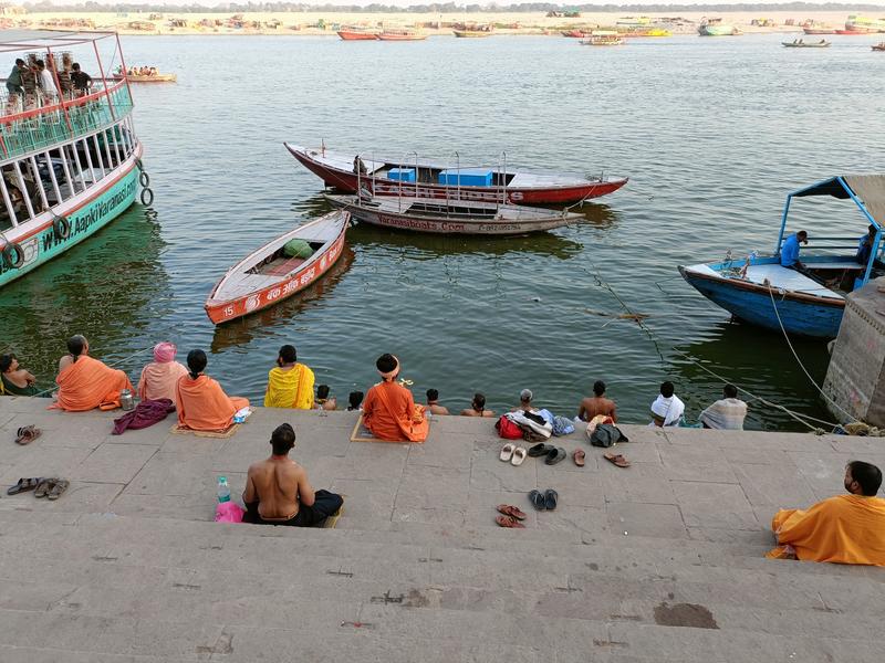 https://i.postimg.cc/LsrtGXZL/Varanasi-(48).jpg