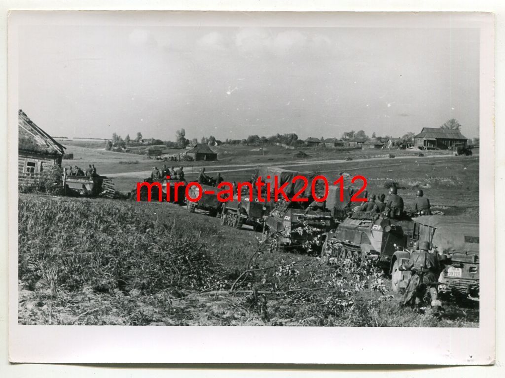 Foto - Spähpanzer Karlsruhe mit Panzersoldate