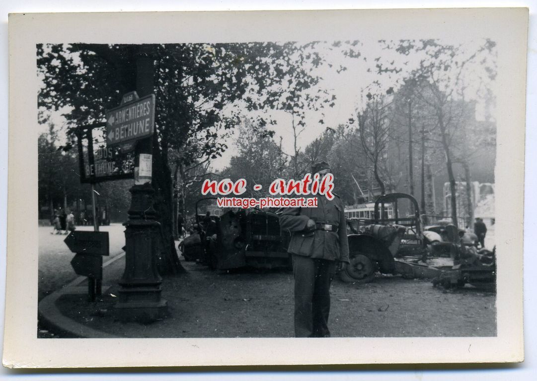 France Wegweiser Bethune Armentieres zerstörte F