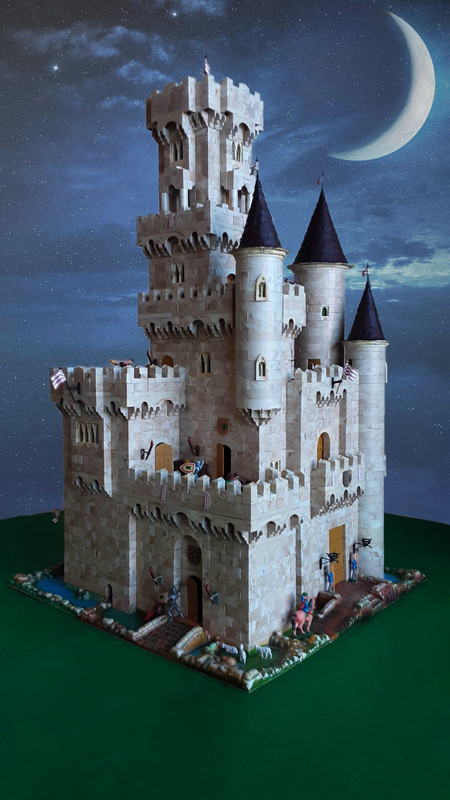 Red and White Castle 00