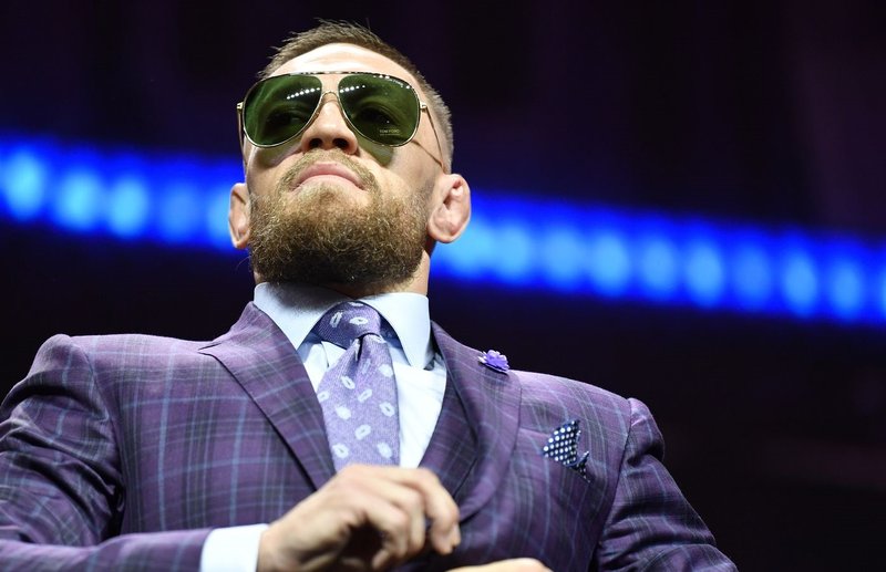 Конър Макгрегър: Канело Алварес не продава платени гледания