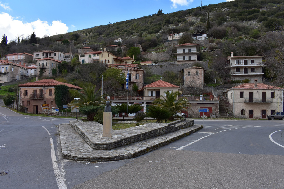 Ανδρίτσαινα