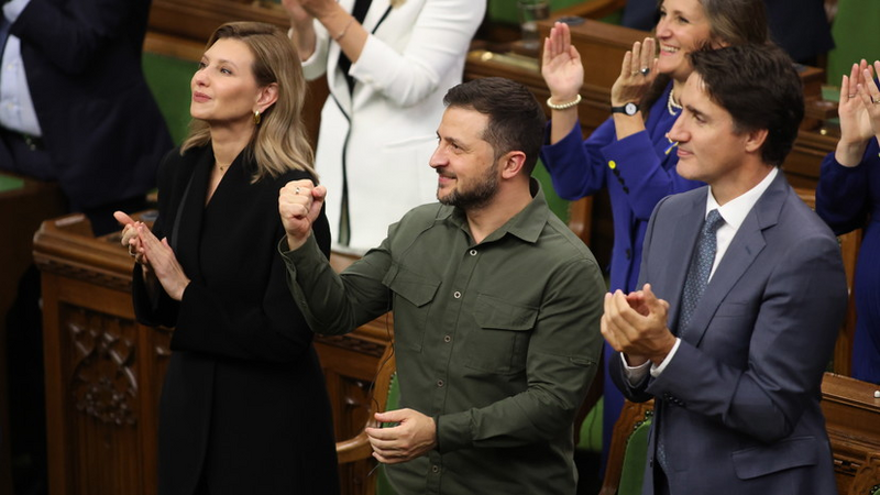 Nausėda galanda kalaviją ir jos į karą, bet žirgą stabdo fašistinis akibrokštas Kanadoje