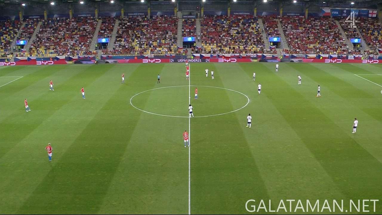 [Image: 06-12-20-25-00-Channel-4-HD-Live-UEFA-U2...02-264.jpg]