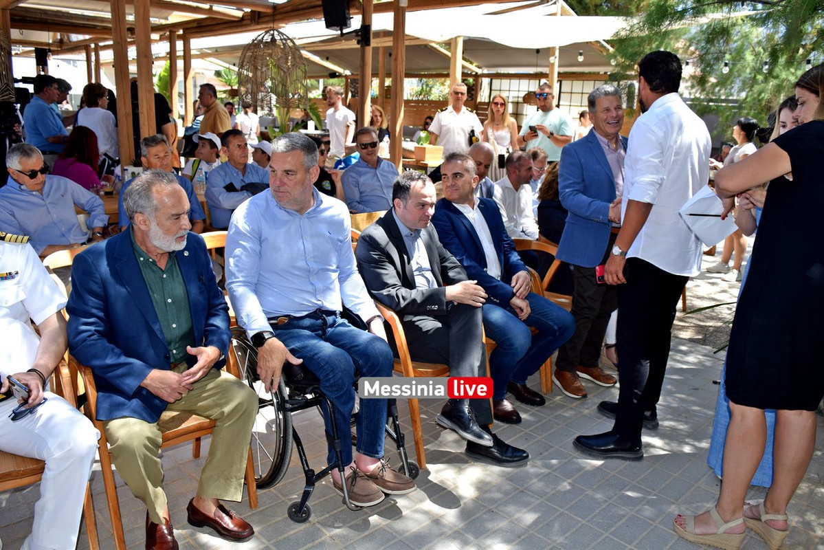 ΓΑΛΑΖΙΕΣ DSC_0176