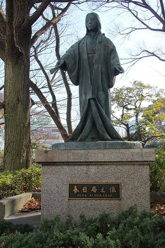 1579-kasuga-statua