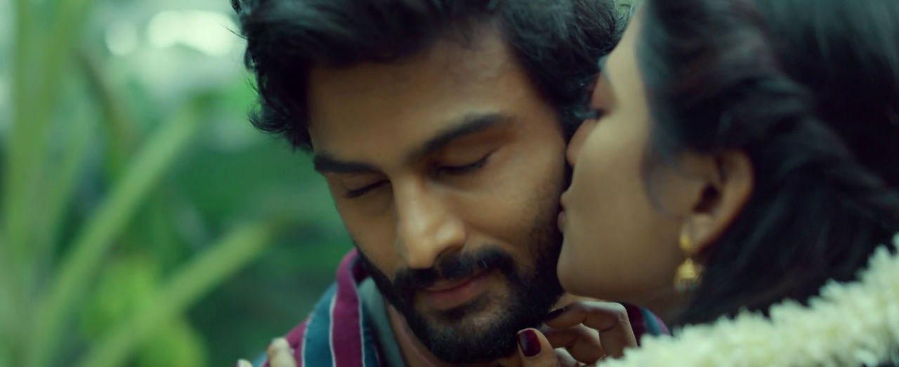 Kayal Anandhi-  Hot  Intimate Scene - Sridevi Soda Center  (9)