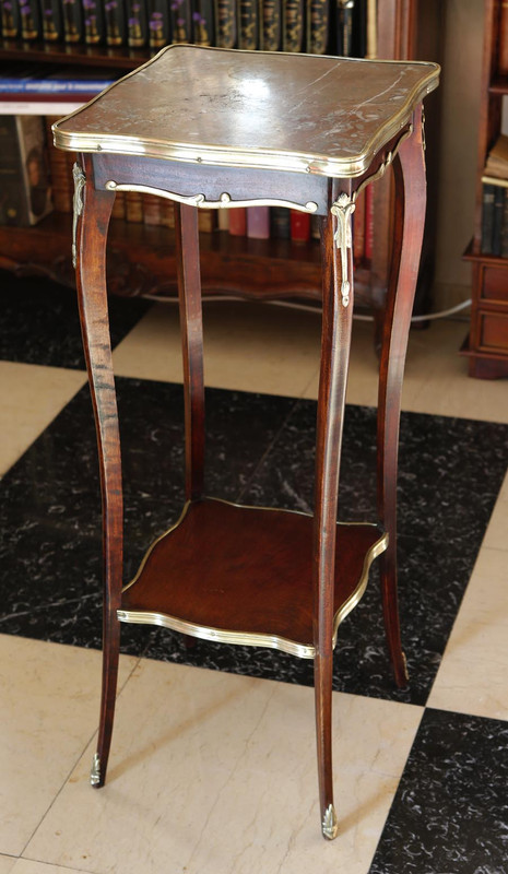 Restauration d'une sellette cassée D3-8837c1s