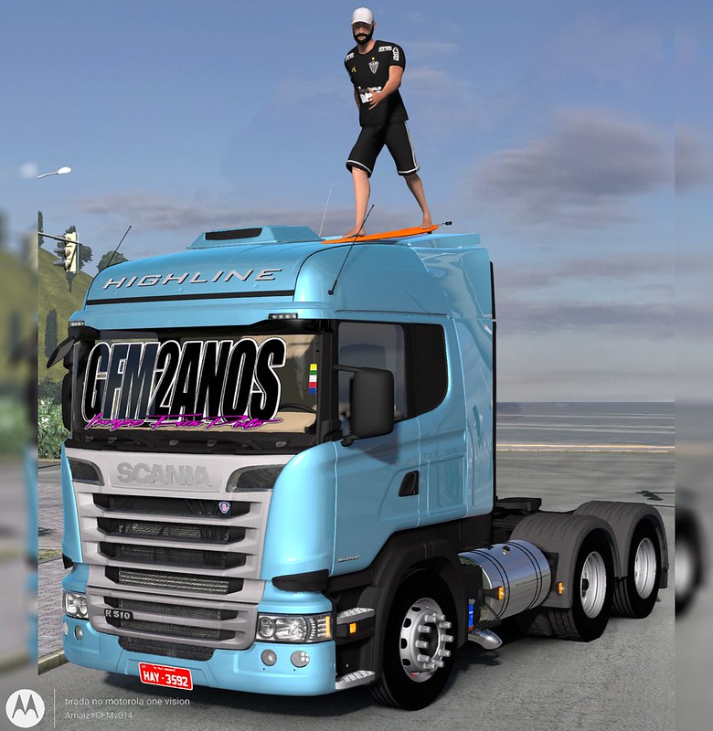 peoplelorryskater.jpg