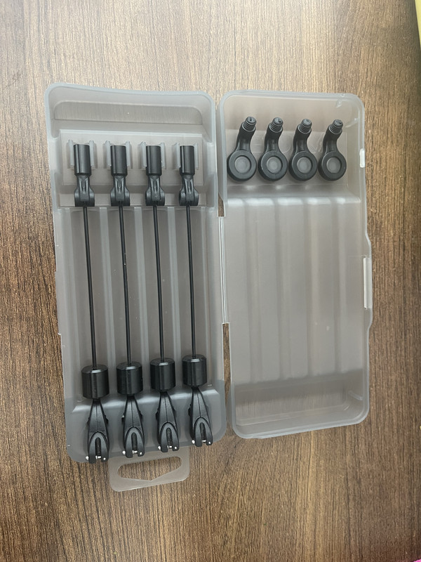 DB337E3D-4899-496A-8E63-E4319D2CEF87