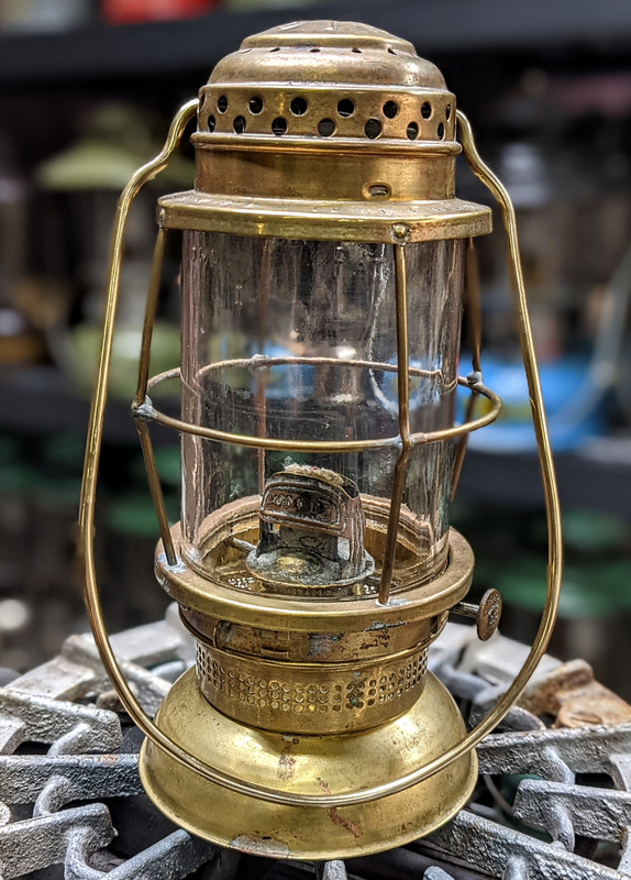 PXL_20211109_215900442.PORTRAIT~2