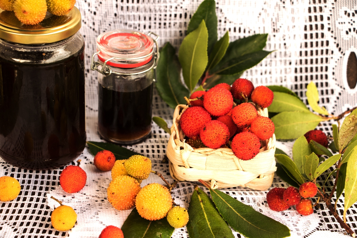 corbezzolo-usi-in-cucina.jpg