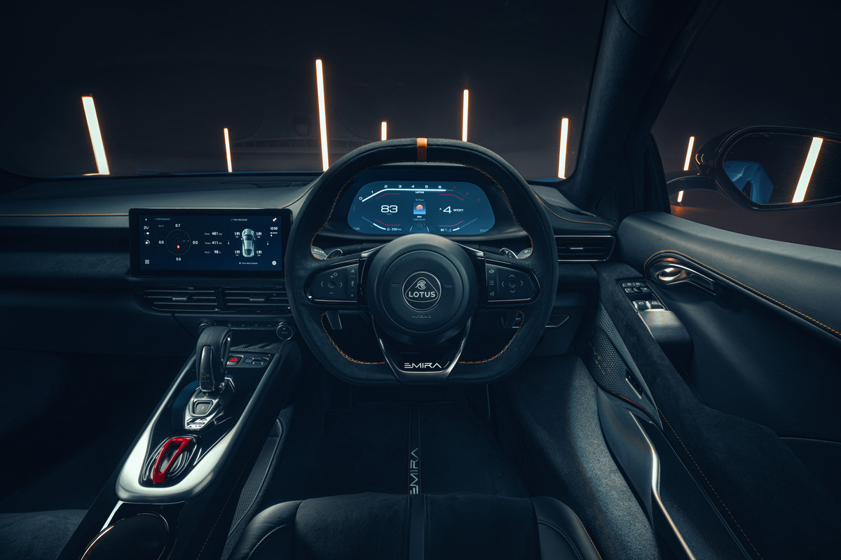 LotusEmiraInterior-5