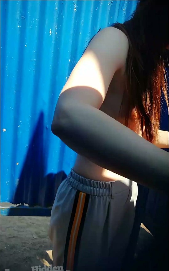 [Image: Voyeur38145134714.jpg]