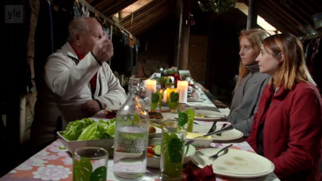 [Image: er0au7oiml82.jpg]