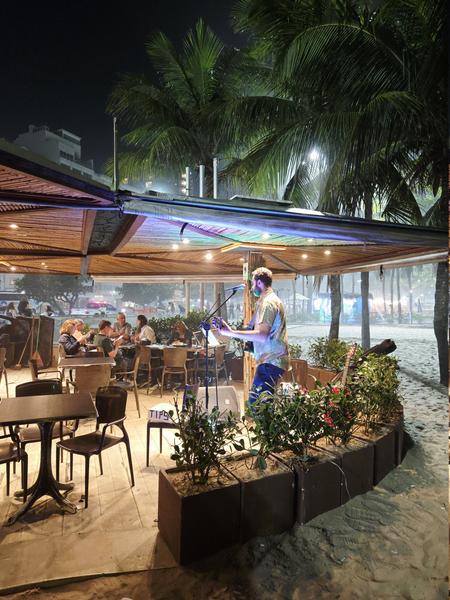 В джазе только девушки или аргентинско-бразильский калейдоскоп В джазе только девушки или аргентинско-бразильский калейдоскоп