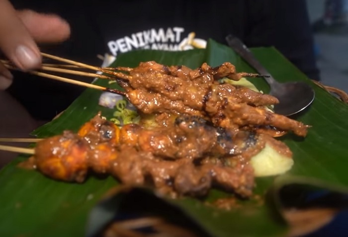 Sate Ayam Pak Sanuri, Karanganyar, Jawa Tengah.