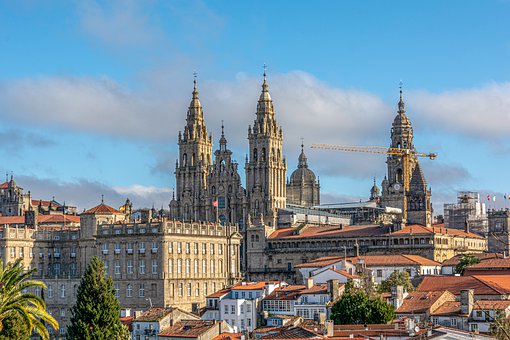 Galicia, una región que ofrece todo para visitar y pasar unas vacaciones inolvidables Santiago