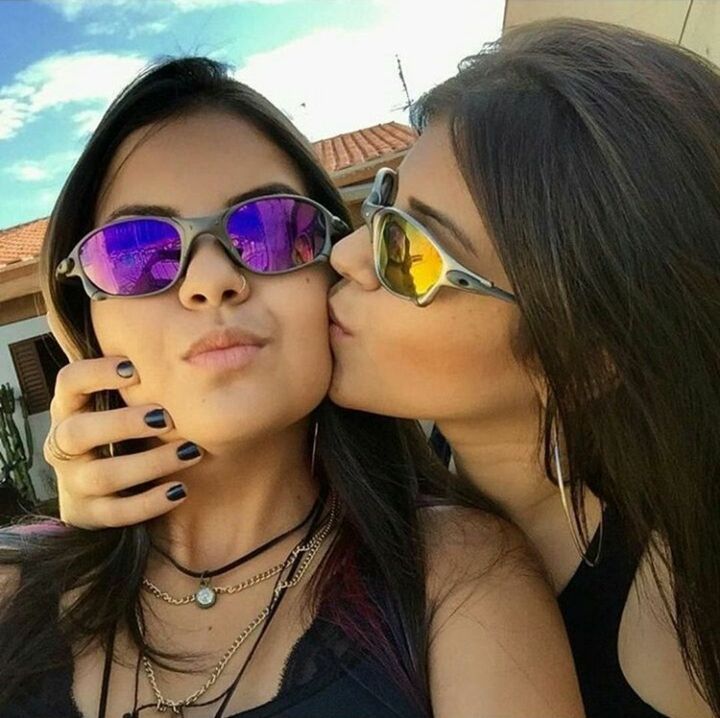 2d4f2bcc-f15a-488d-aeb2-2e0370042934