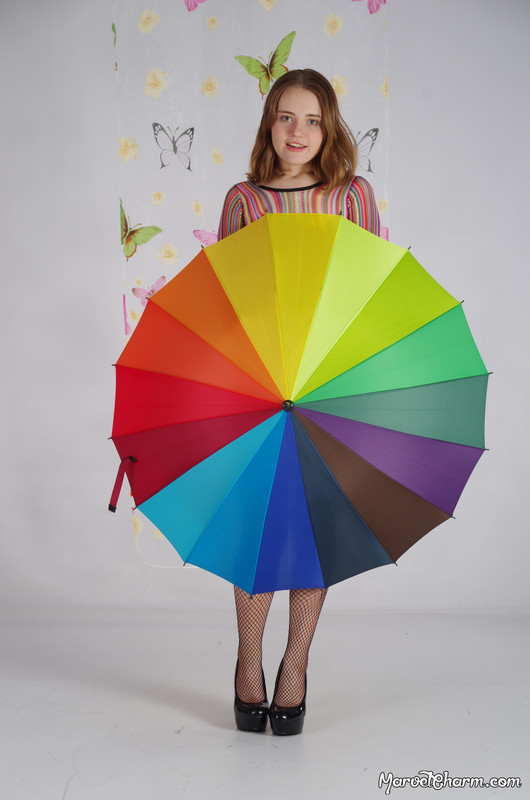 MarvelCharm_Nicolette-Rainbow-041