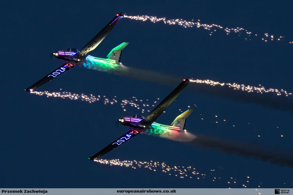 Airborne Pyrotechnics Grob 109B night pyro display