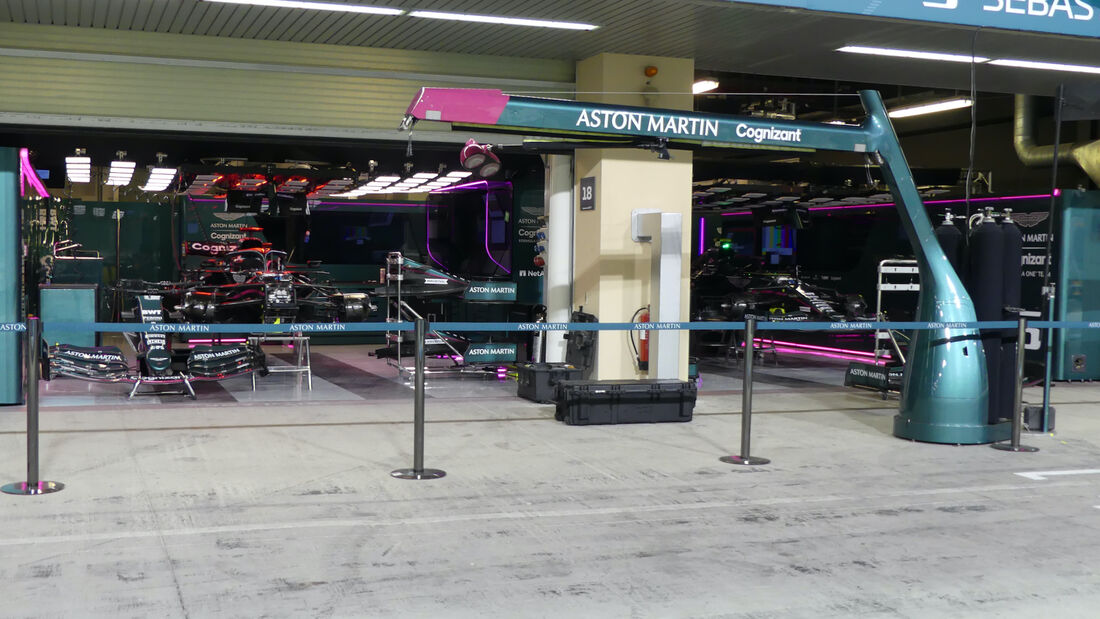 Aston-Martin-Formel-1-GP-Abu-Dhabi-9-Dezember-2021-169Gallery-e00ef218-1858576