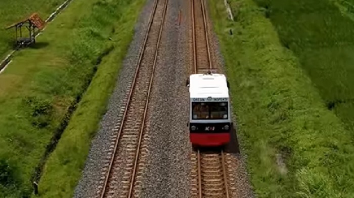 Ukuran dresin inspeksi terbilang mungil jika dibandingkan dengan kereta atau lokomotif pada umumnya. Namun, dresin inspeksi memiliki punya peran yang cukup vital.