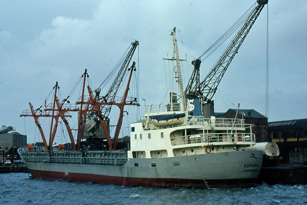 ADRIANA  (5101a)[GC3](Nld-1965)(8 Mar 1984-Liverpool-Gbr)(6519546)(© David Williams)