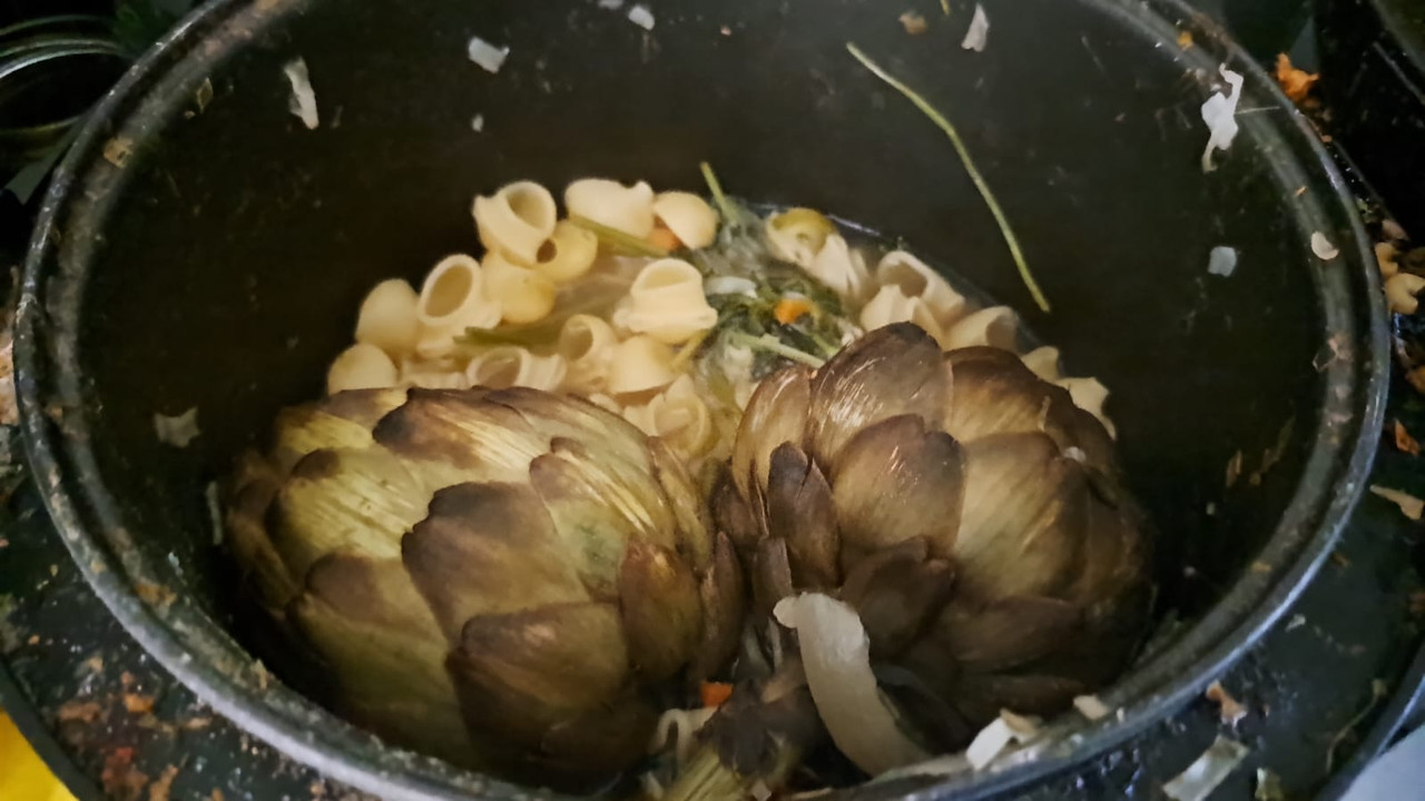 [Image: LVEG-ARTIJOK-BOULLION-SOUP-PASTA-250427.jpg]