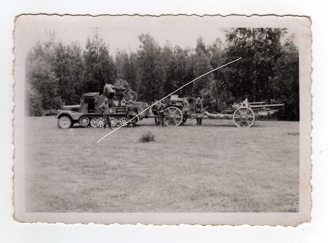 Original Foto 2WK, Panzer Halbkette Hanomag mit 